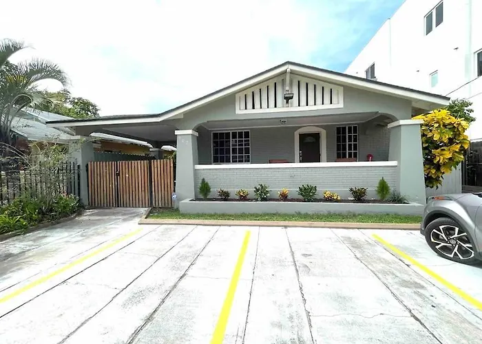 Private Room In The Heart Of Calle Ocho